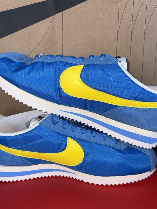 NEW Nike Cortez TXT Light Photo Blue Lightning Yellow HF0263-402 Men Size 10.5 main image 4
